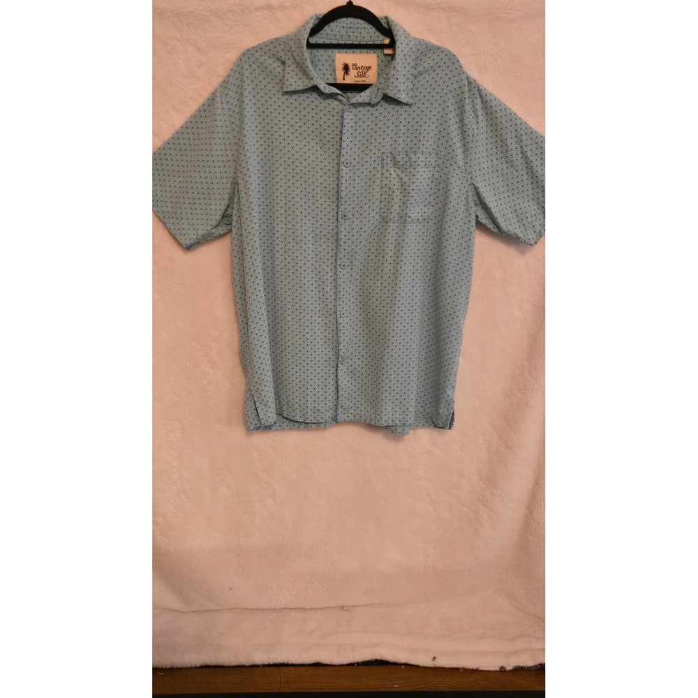 Vintage Silk Circa 1969 Mens XXL Blue Geometric 100% Silk Short Sleeve Shirt